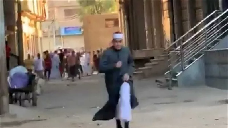 عقب واقعه اجرى يا شيخ .. أول إجراء من الأوقاف ضد الإمام الهارب
