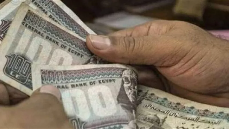 نكشف السبب وراء تبكير موعد صرف المرتبات للعاملين فى الدولة