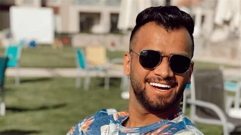 من الحسد إلى العقاقير المنشطة .. نكشف القصة الكاملة لوفاة مصطفى حفناوي
