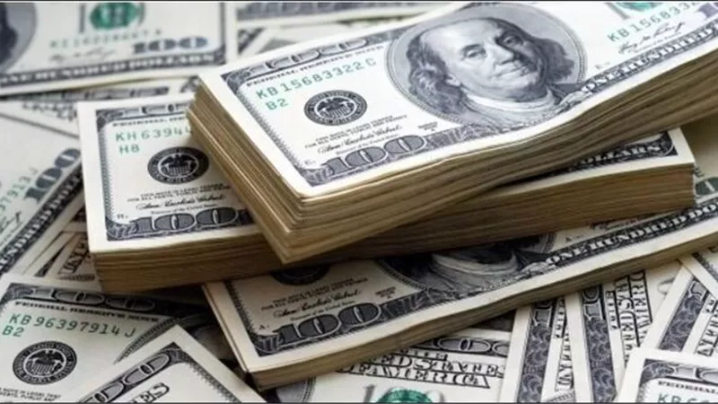 الدولار يواصل النزيف ويتراجع فى البنوك المصرية صباح اليوم فى بداية التعاملات اليوم الخميس 16-5-2019