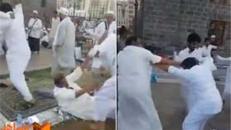 شاهد بالفيديو.. مشاجرة جماعية عنيفة بجوار الحرم في المدينة المنورة بهذه الطريقة البشعه