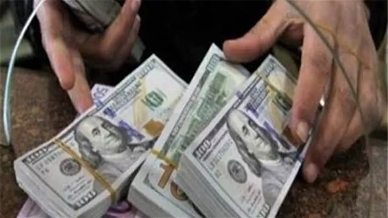 تراجع جديد للدولار الامريكى فى البنوك المصرية فى 10 بنوك ويتراجع تحت الــ 17 جنية