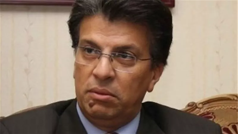بالصور | شاهد اول تعليق ورد فعل من الجرئ خالد منتصر عقب منع الحجاب فى هذه الدولة داخل المدارس