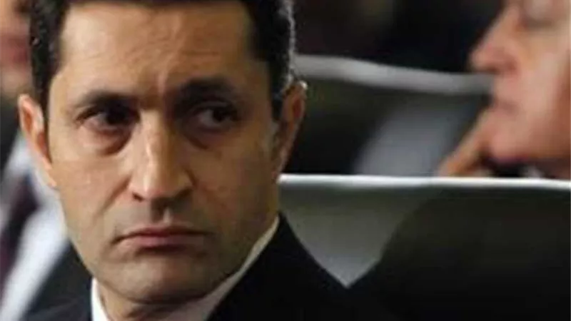 احد المتابعين يرد على علاء .. هتطلع براءه ياباشا بس لزوم الحبكه الدراميه.. وعلاء مبارك يرد بهذه الطريقة | صور
