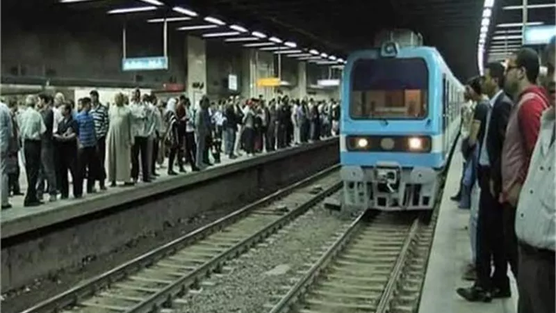 المترو يواجة الطقس الحار بهذه الطريقة