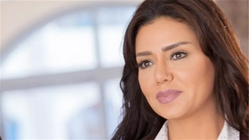 تعرف على سر الشخص الذى ظهر مع الفنانة رانيا يوسف ومن هو ويظهر معها لاول مرة | صور