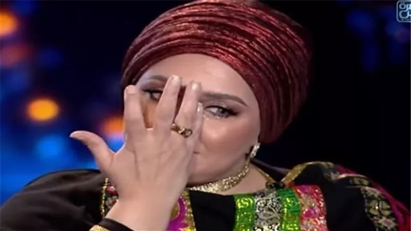 شاهد السر وراء انهيار وبكاء الفنانة صابرين بهذه الطريقة مع بسمة وهبة فى شيخ الحارة