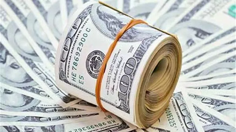 عاجل ومن جديد .. سعر الدولار يتراجع للمرة الثالثة أمام الجنيه المصري اليوم الخميس