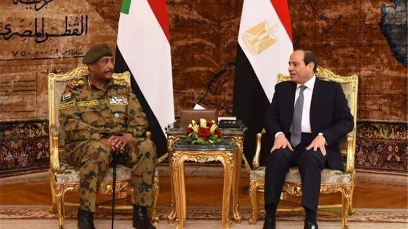 شاهد ما الذى اتفق علية السيسى ورئيس المجلس العسكري الانتقالي بالسودان