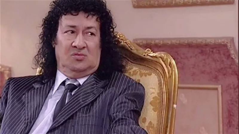 ابن محمد نجم يكشف آخر تطورات حالة والده الصحية ويطالب بالدعاء له .. لهذا السبب