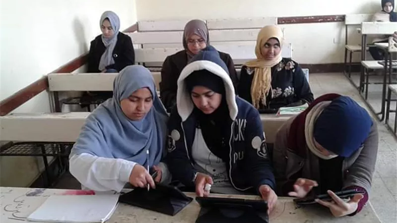خطأ فى كتاب التاريخ يحيّر طلاب أولى ثانوي قبل امتحان التاريخ